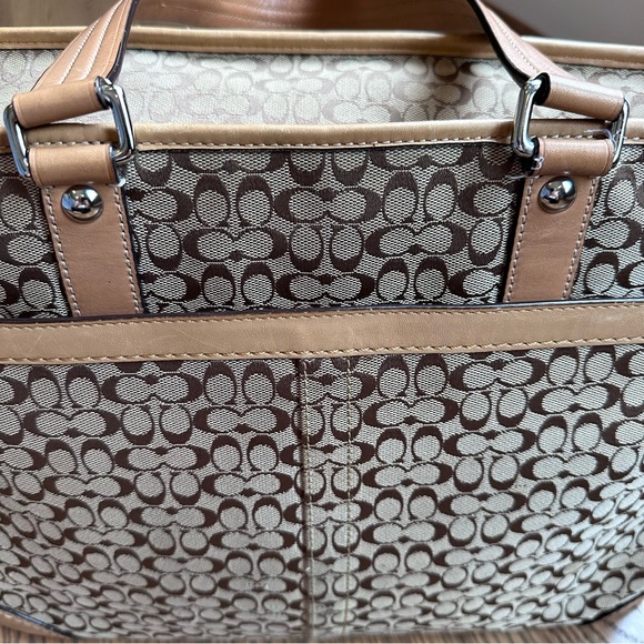 Coach Signature Voyager F13813 - Tote/Diaper Bag - Picture 10 of 15